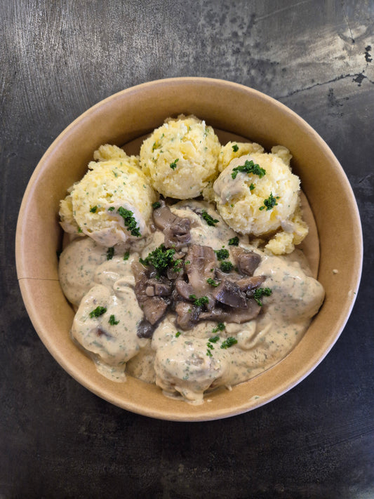 Boulettes suédoises, purée au persil, poireaux