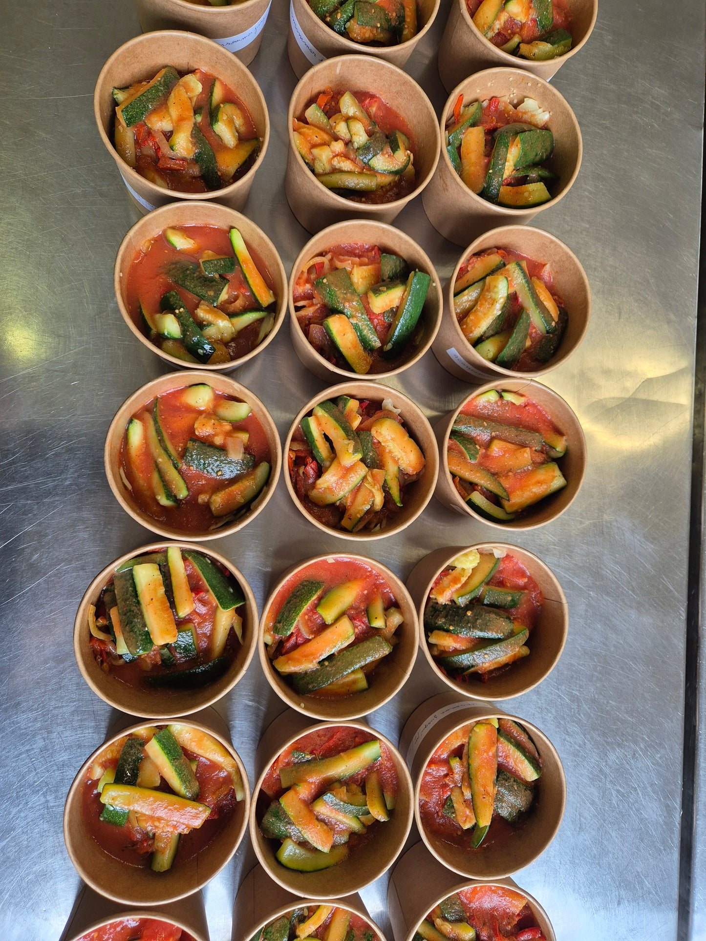 Bouillon épicé aux légumes et quinoa