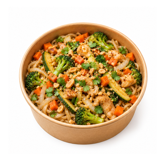 Nouilles sautées au poulet et légumes croquants
