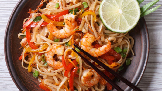 Nouilles au scampis, curry rouge (épicé)