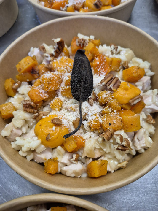 Risotto de poulet, butternut, sauge, noix de pécan